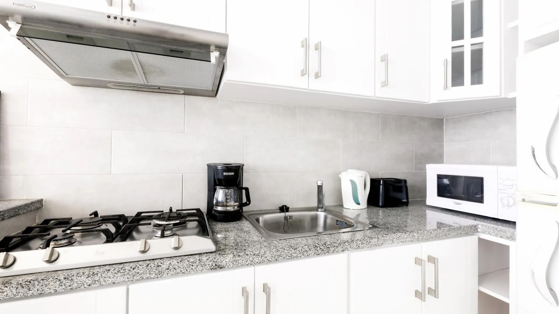 פונטה קאנה Condo With Pool Access מלון דירות פונטה קאנה